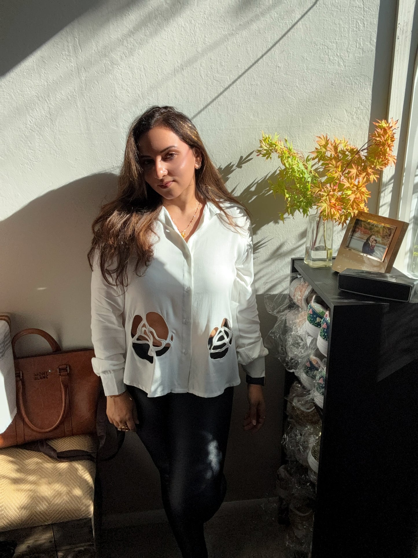 ROSE Cut-out Shirt
