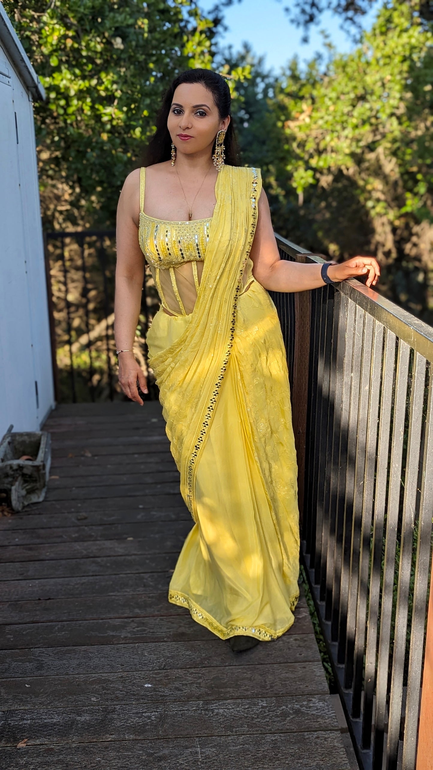 MIHIKA Pre-draped Saree