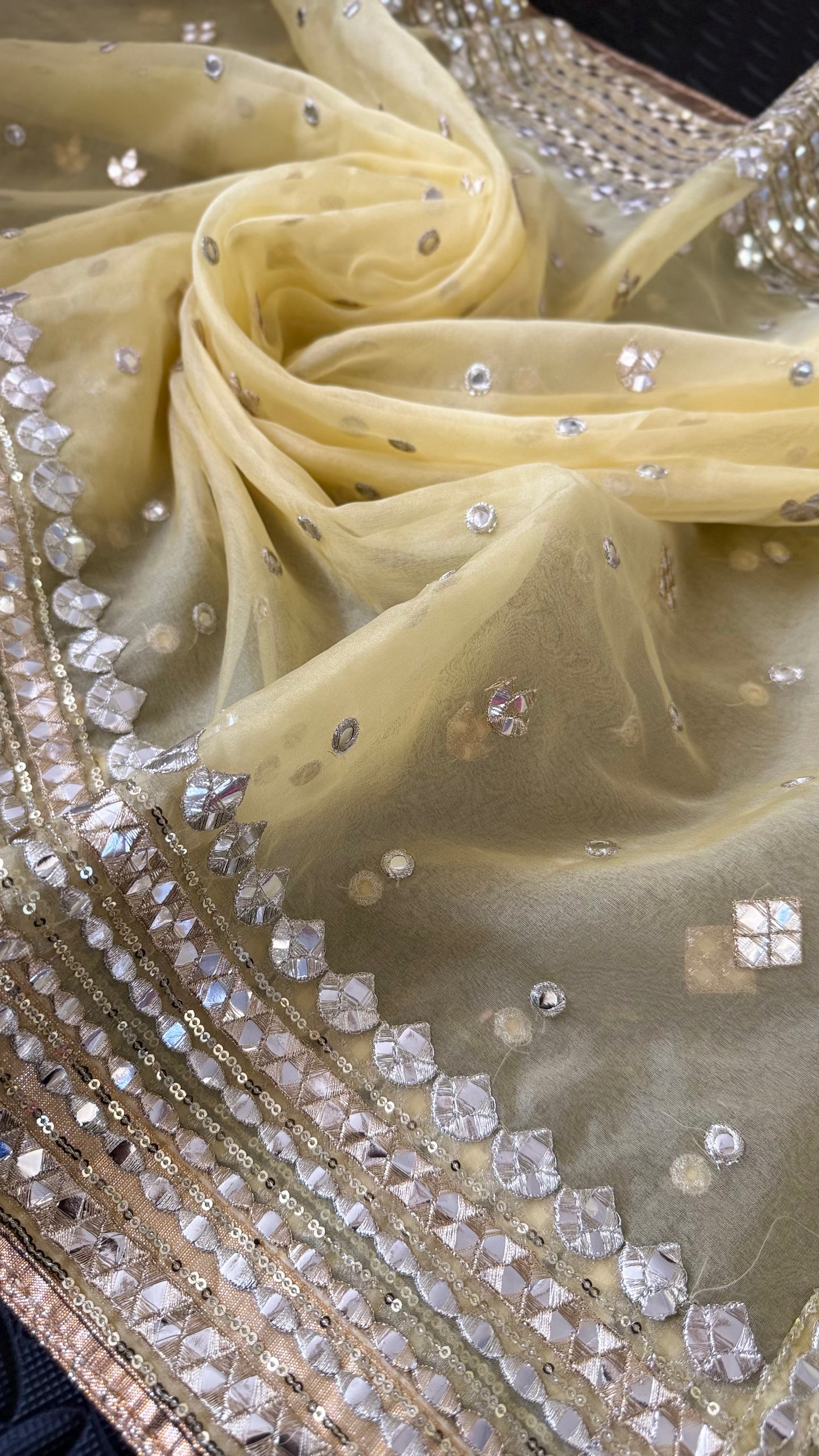 DHRITI Gota Dupatta