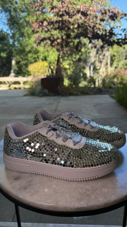 DILKASH Sneakers {Silver Pop}