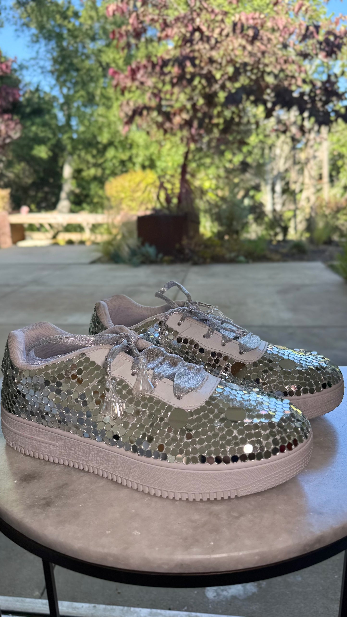DILKASH Sneakers {Silver Pop}