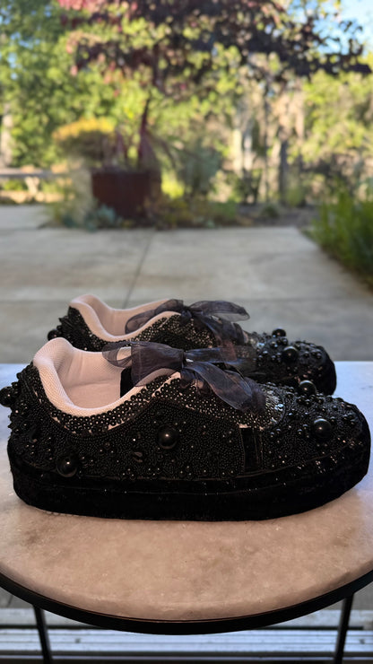 DILKASH Sneakers {Black Swan BOLD}