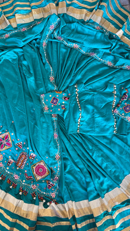 BHAVINI Chaniya Set