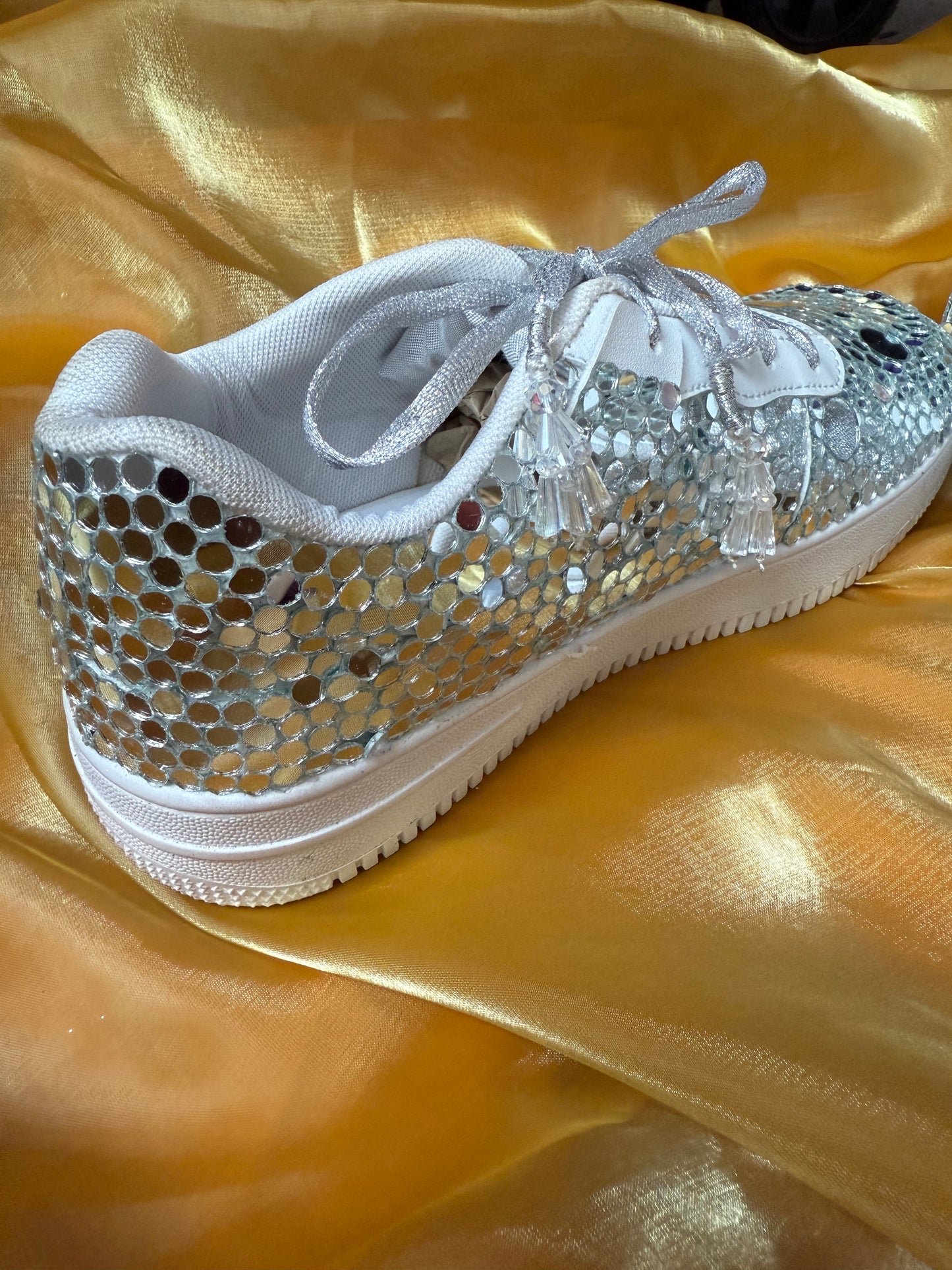 DILKASH Sneakers {Silver Pop}