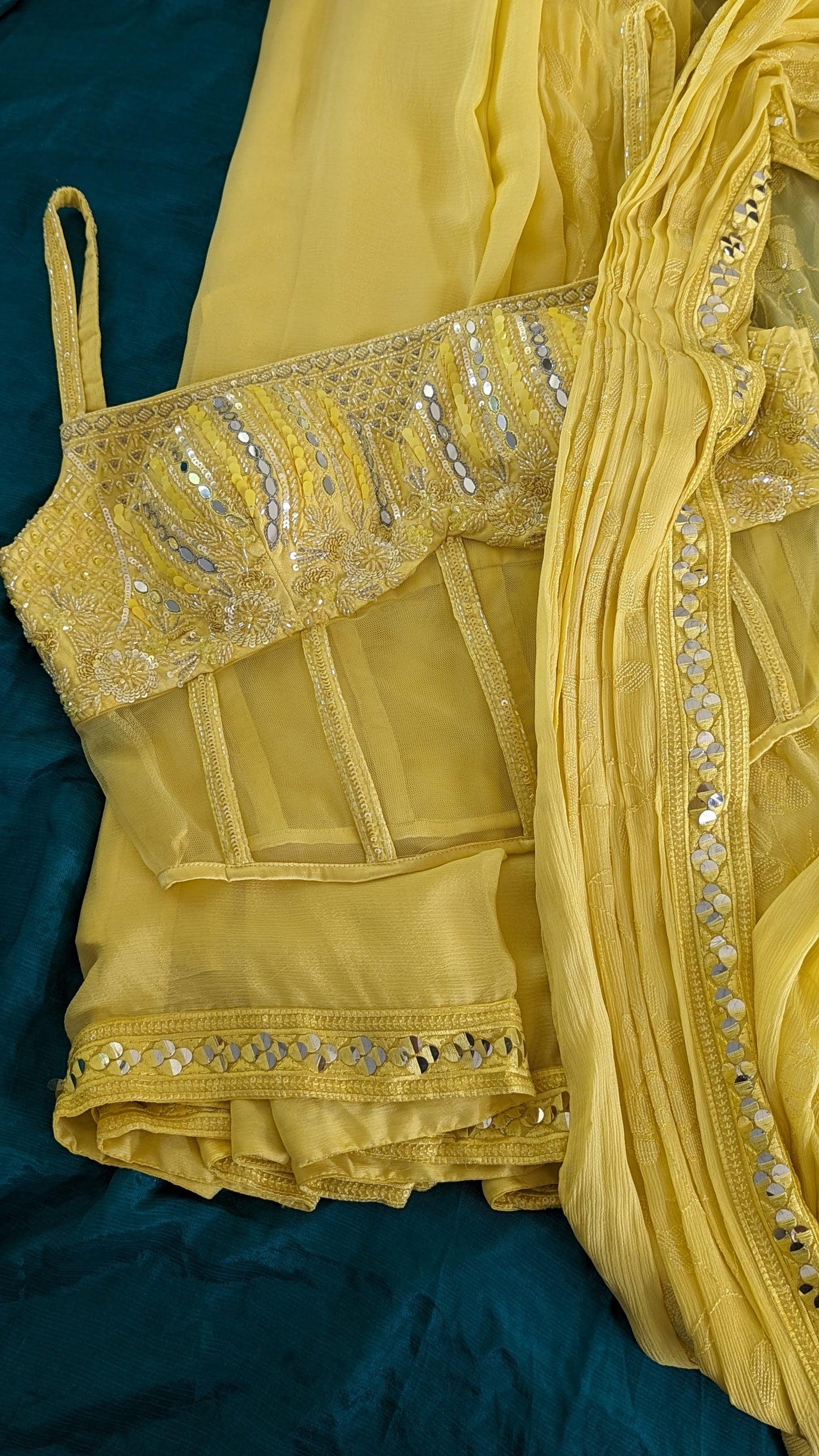 MIHIKA Pre-draped Saree