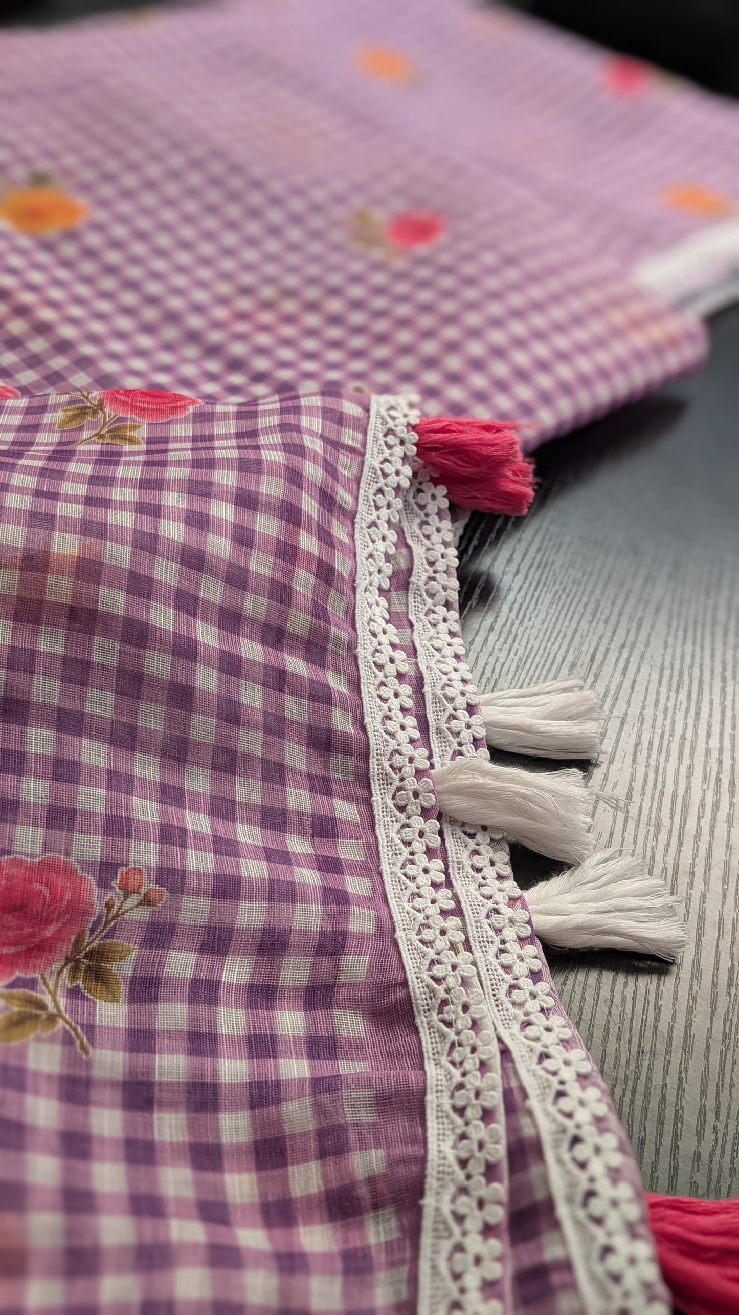 SAMAIRA Gingham Saree