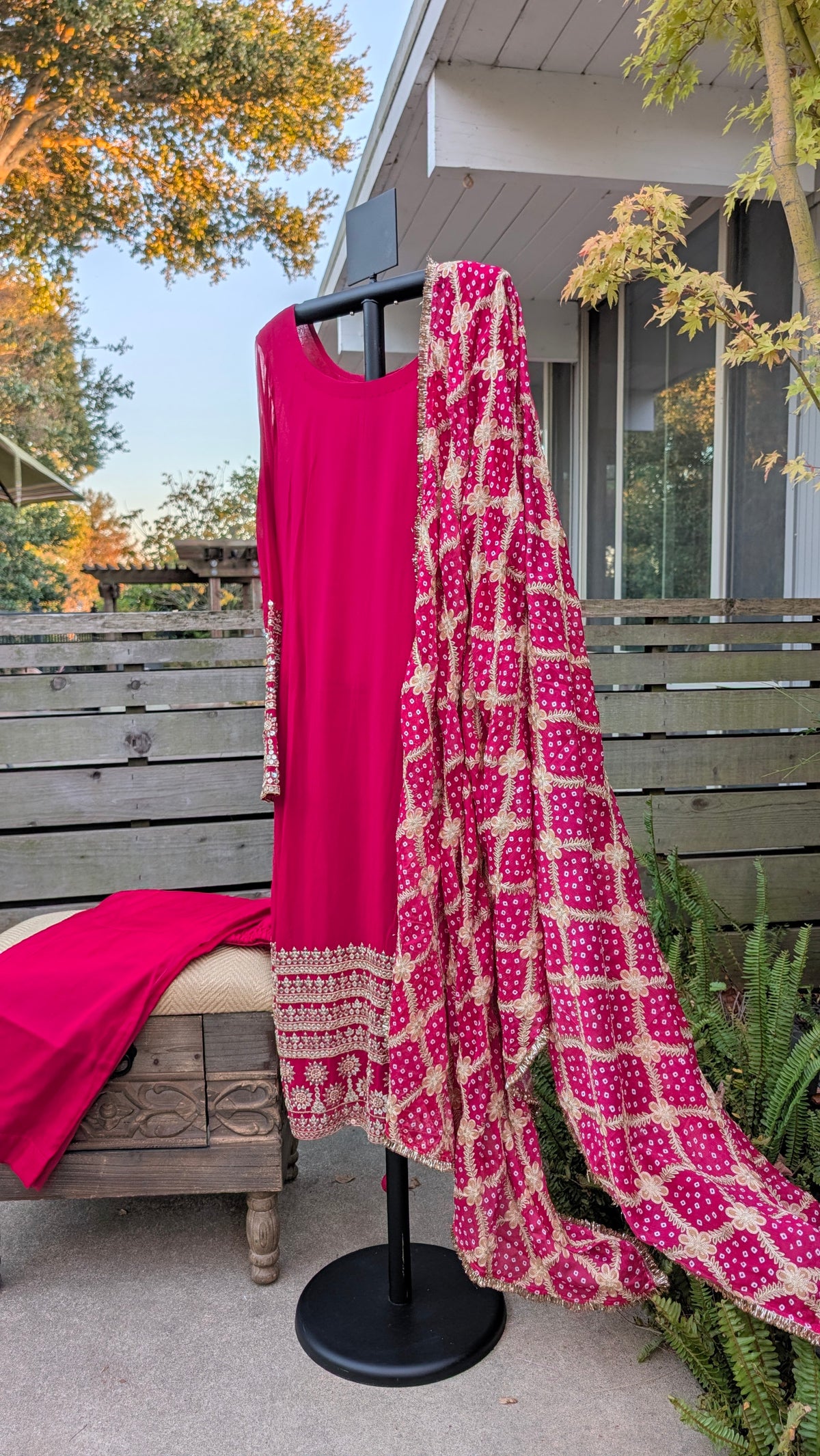NIRALI Suit