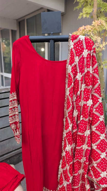 NIRALI Suit