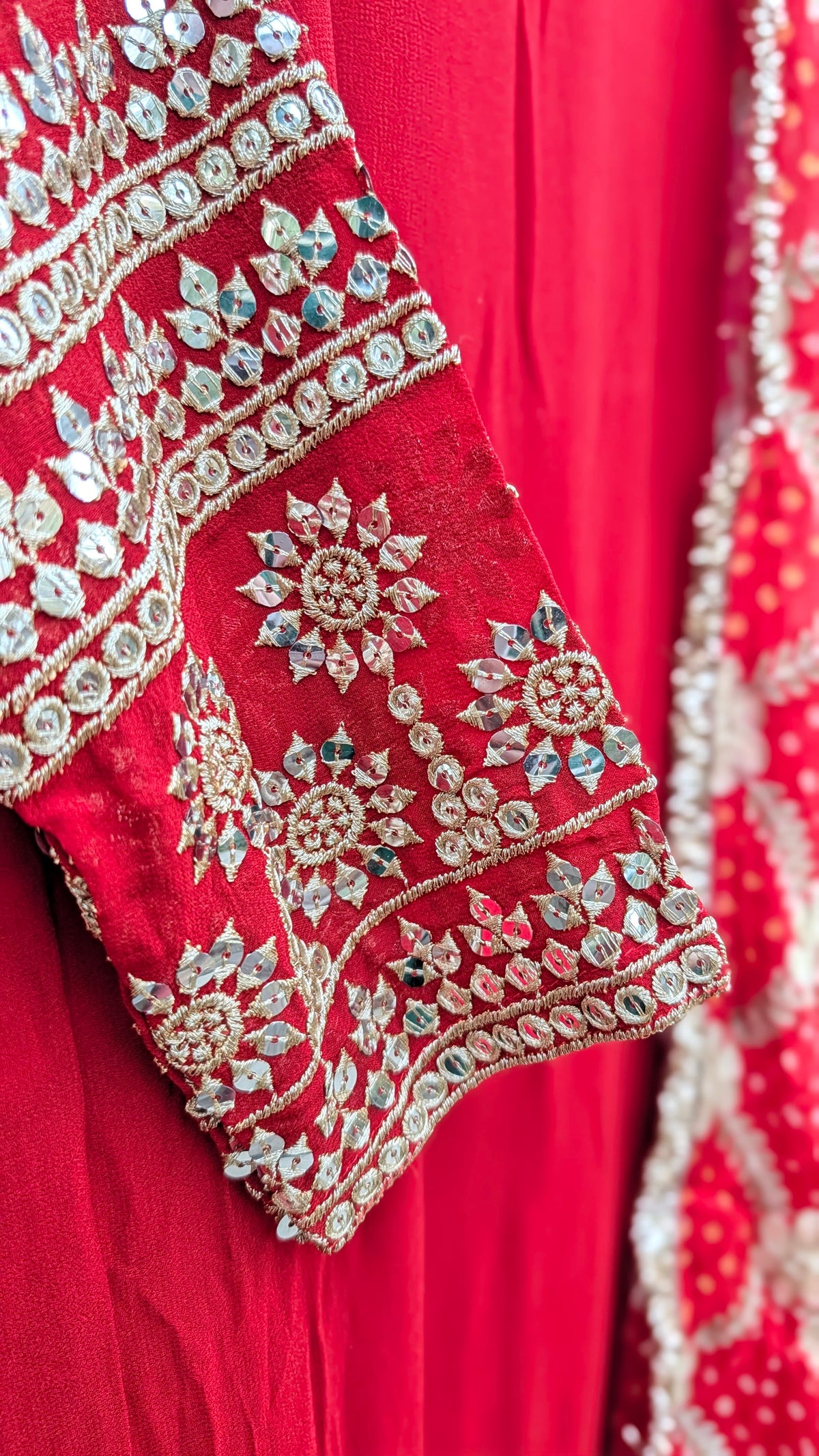 NIRALI Suit