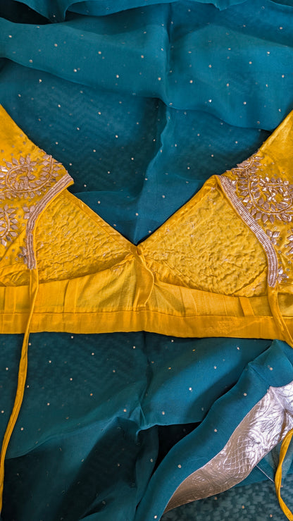 SUNEHRI Aangi | 40